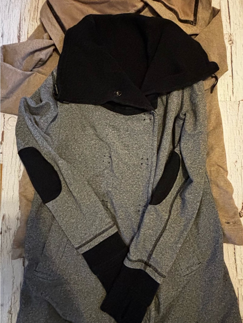 lululemon athletica Gratitude and Savasna wraps bundle